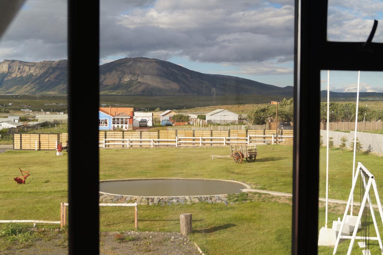Hostal Doble E Patagonia Puerto Natales Exterior photo