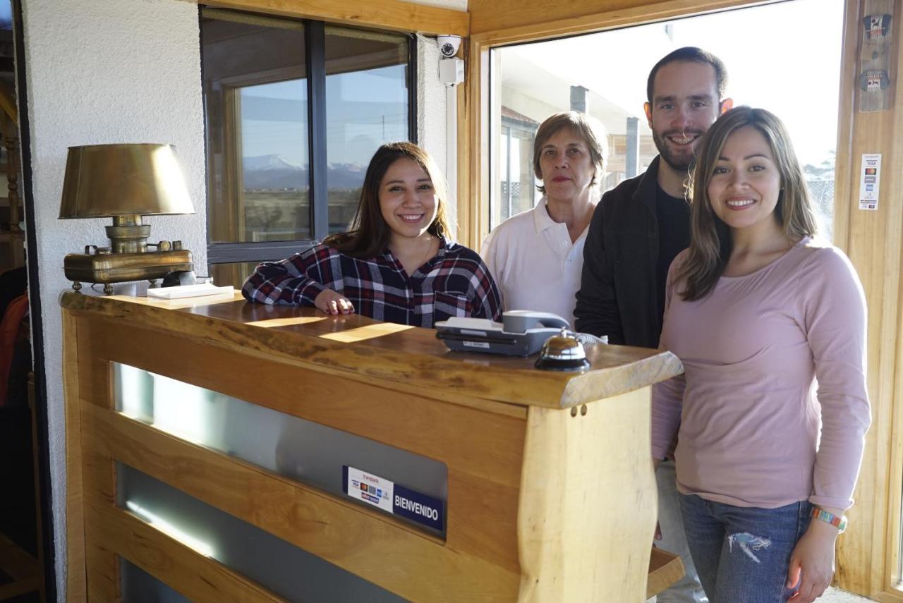 Hostal Doble E Patagonia Puerto Natales Exterior photo